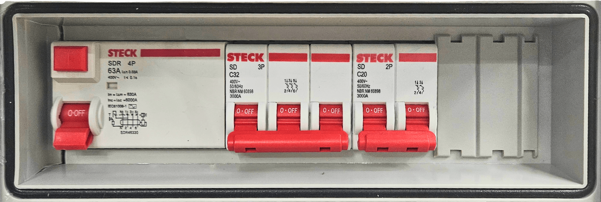 31880663--3-