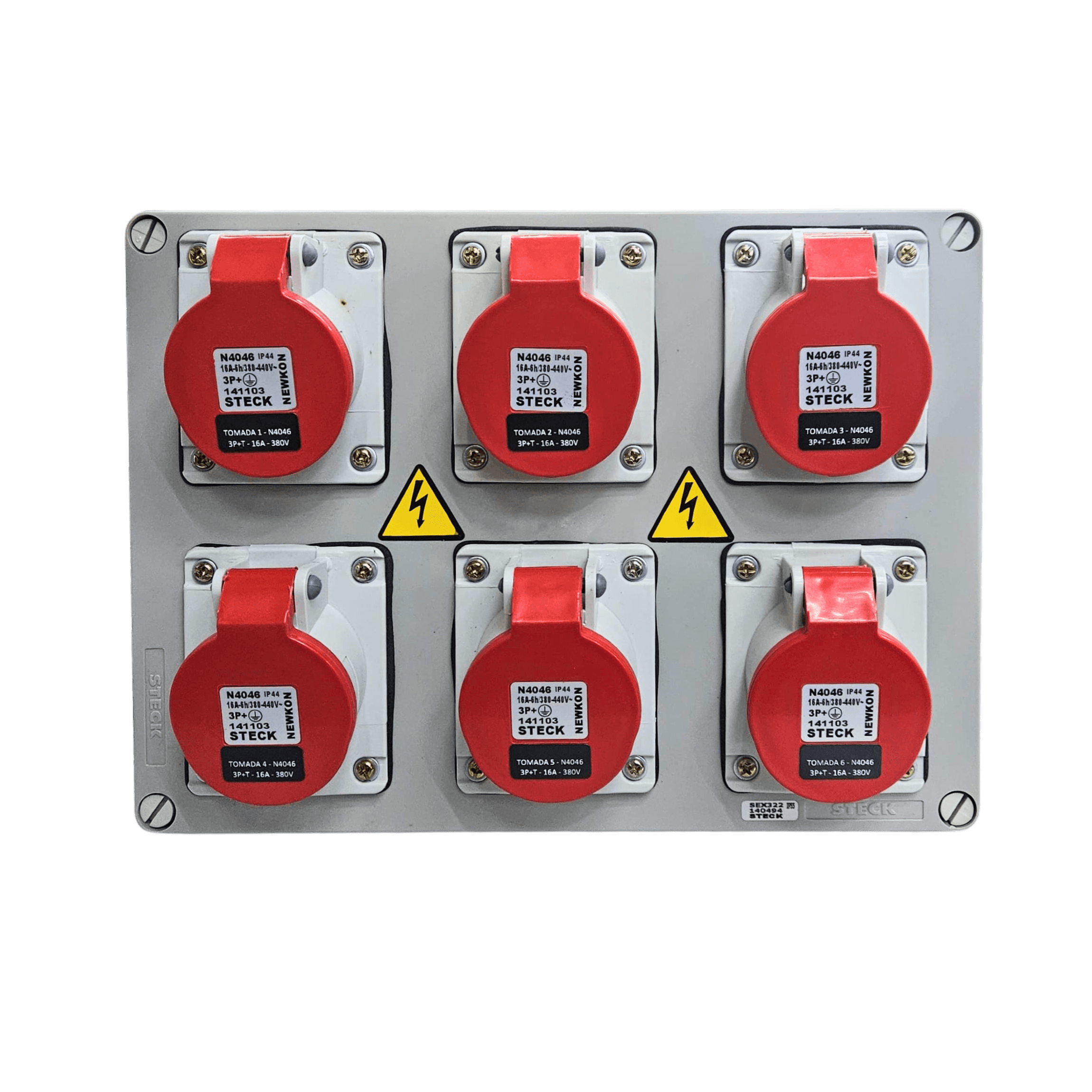 Quadro De Sobrepor C/ 6 Tom. 16A 3P+T 380/440V N4046 IP44 Cód